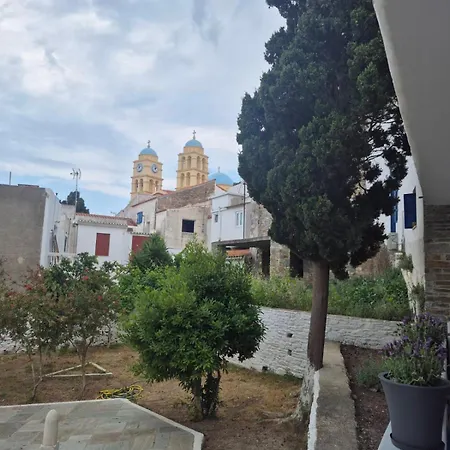 Flaburiotis House Dhriopís